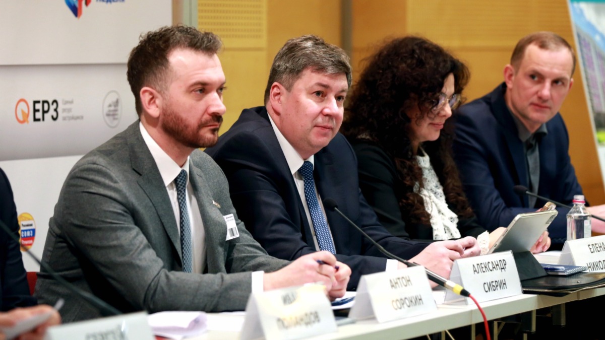 Сибрин: Более половины нежилых помещений во введенных в 2022 году по реновации домах используются для коммерческой деятельности