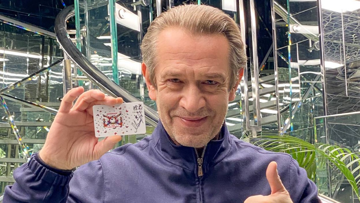 В Москве выпустили карты «Тройка» со скидкой на спектакли Театра Олега Табакова