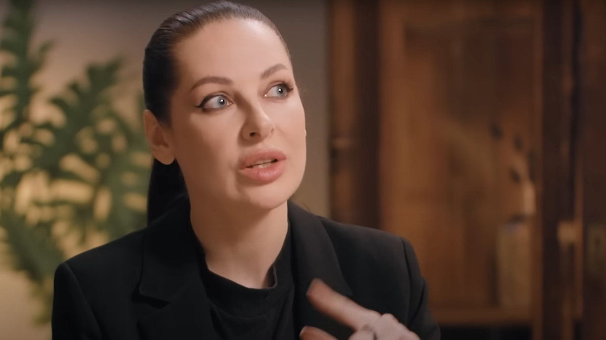 Юмористка Краснова назвала признаки того, что мужчина изменяет