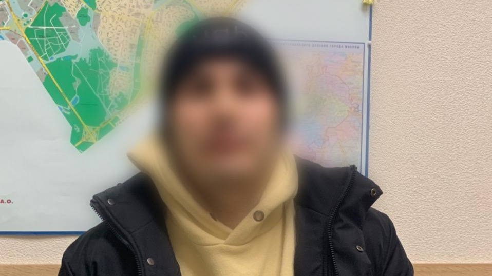 Таксист изнасиловал несовершеннолетнюю пассажирку на западе Москвы