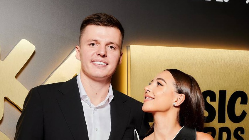 Блогеров Чекалиных обвинили в уклонении от уплаты налогов на 300 миллионов рублей