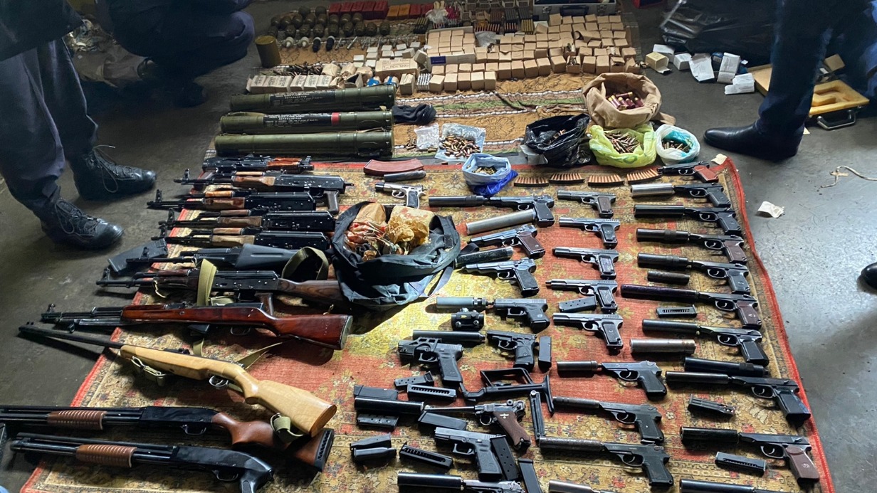 Силовики ликвидировали 23 подпольные мастерские по изготовлению боеприпасов
