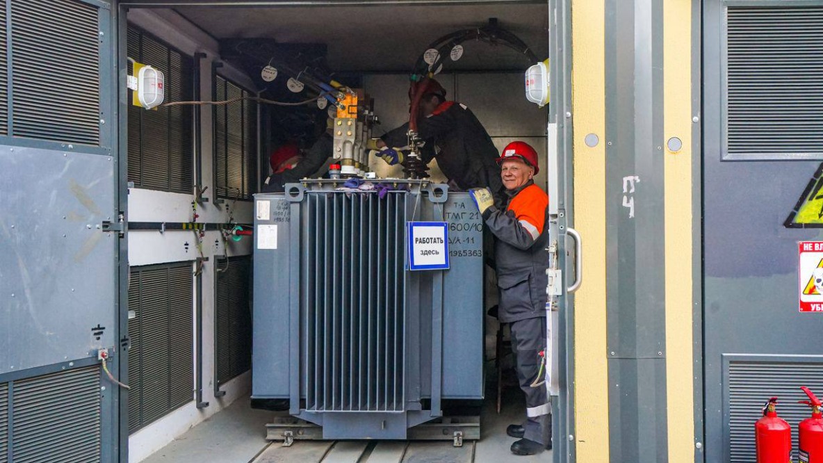 Около 2,3 тысячи энергоподстанций в Москве отремонтируют в 2023 году