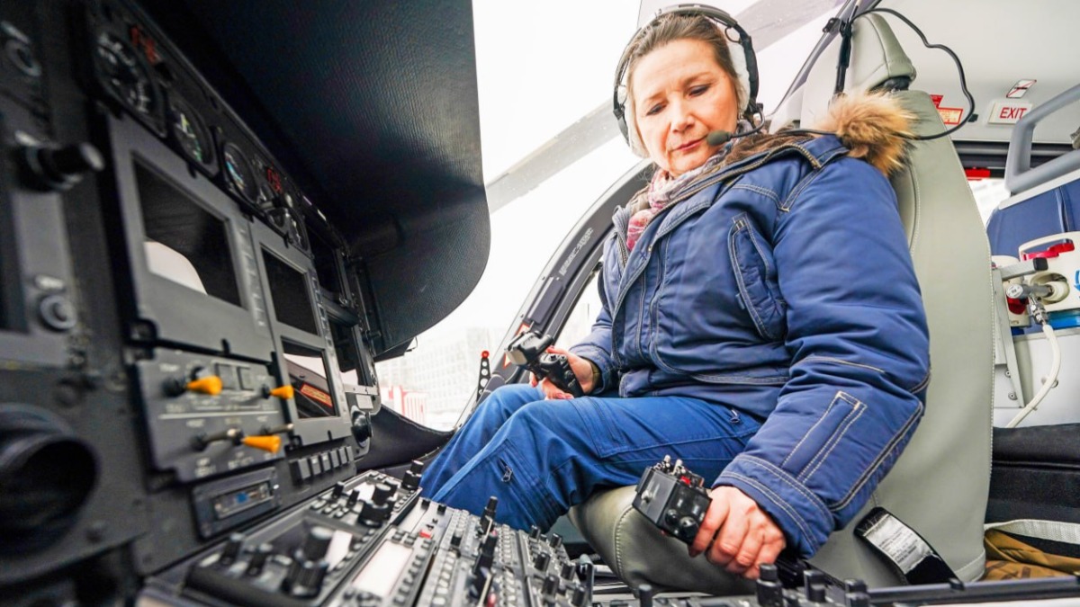 Сергей Собянин: За 15 лет работы санитарная авиация Москвы спасла почти семь тысяч человек 