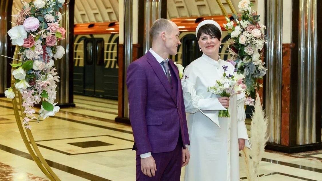 Весенний сезон свадеб стартовал на станции метро «Маяковская»