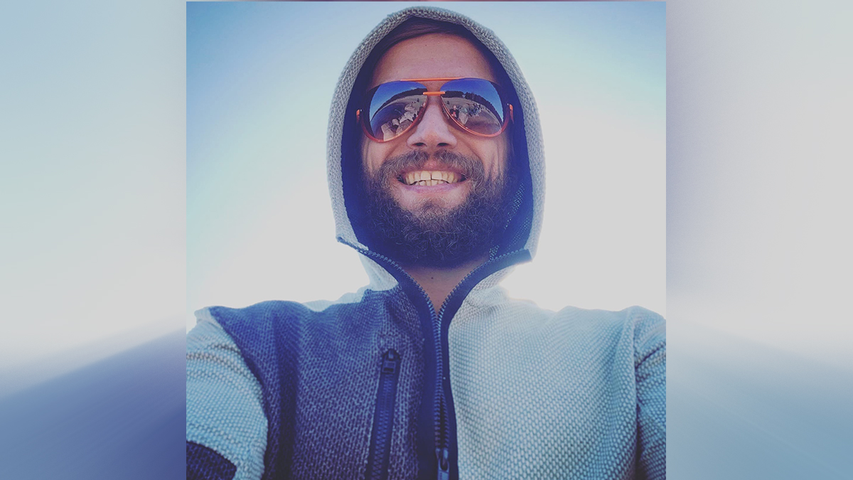 Блогер-сыроед Максим Лютый обвинил гражданскую жену в смерти сына