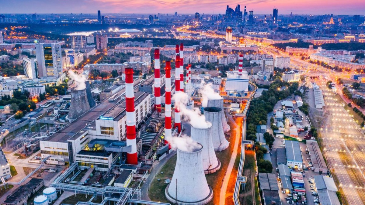 Собянин: Протяженность столичной системы теплоснабжения больше расстояния от Москвы до Южного полюса