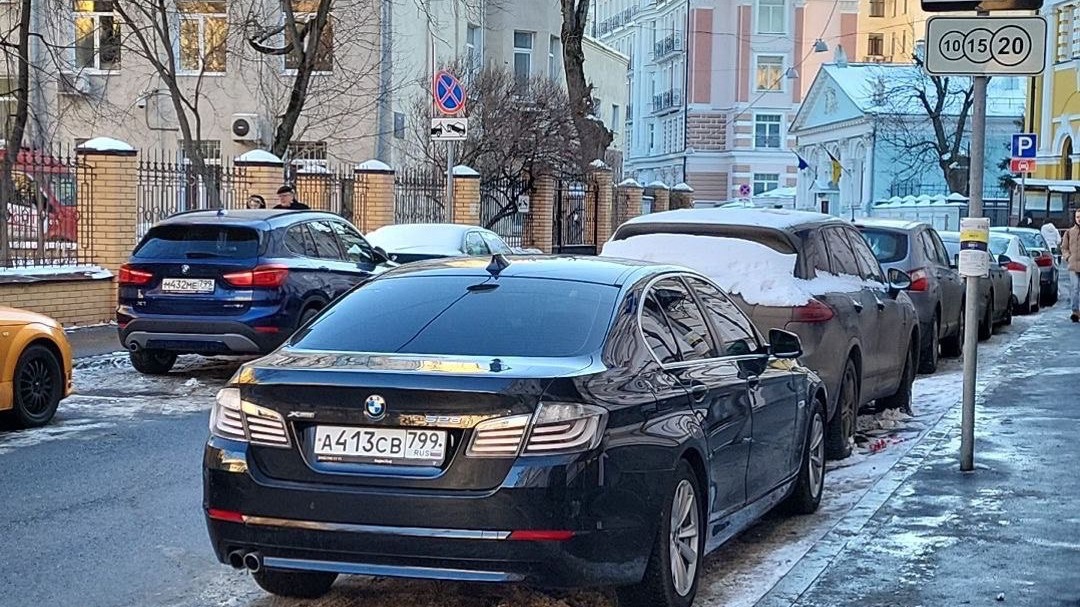 Около 130 тысяч неправильно припаркованных машин выявили в центре столицы с декабря 2022 года