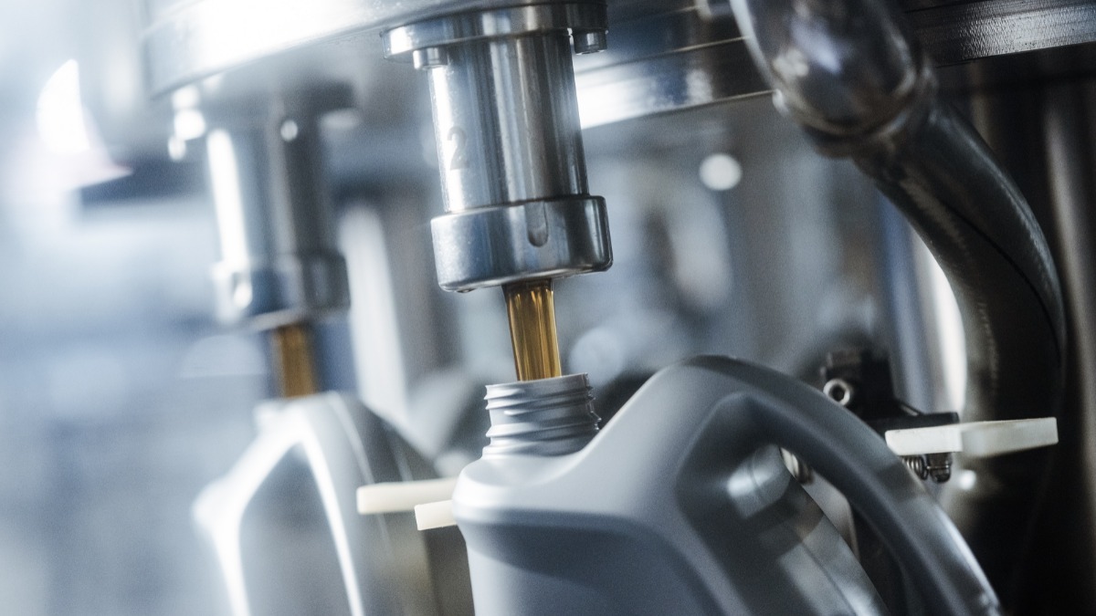 «Газпромнефть — СМ» внедряет импортонезависимые технологии для российского рынка смазочных материалов