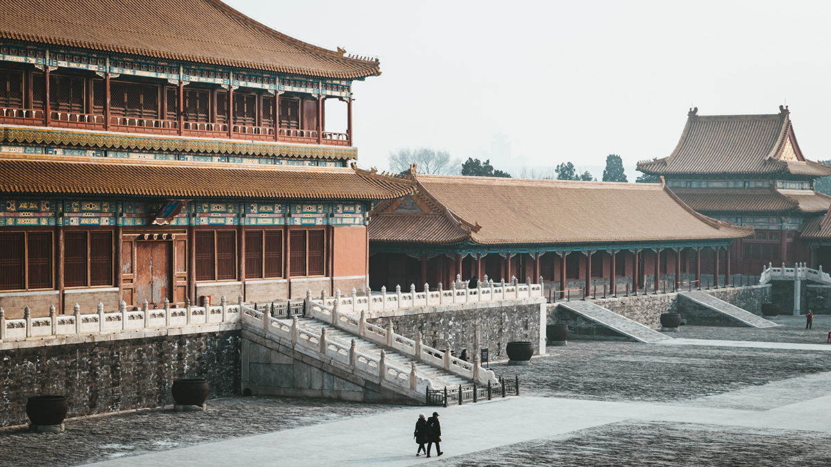 Худых людей в Китае призвали не выходить на улицу из-за штормового ветра