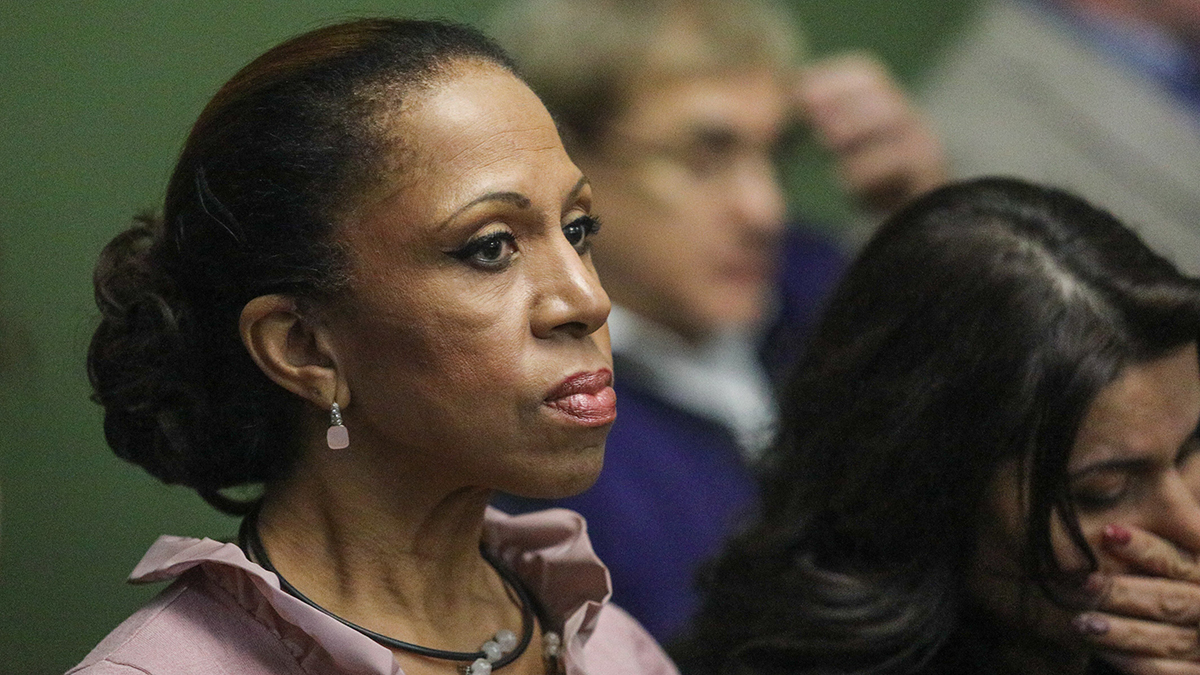 «Обвинить всегда проще»: Ханга заступилась за Решетову в конфликте с Алсу