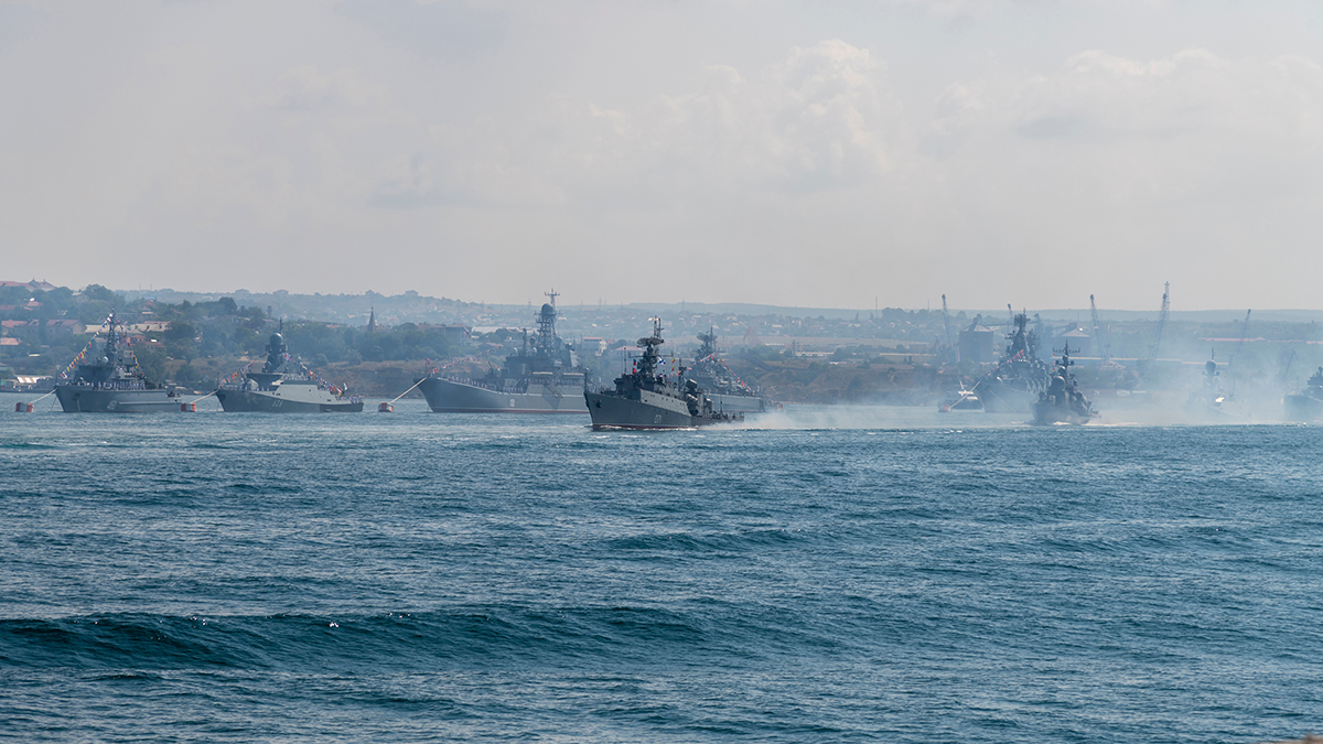 Ракетную «Молнию» спустили на воду на заводе «Вымпел»