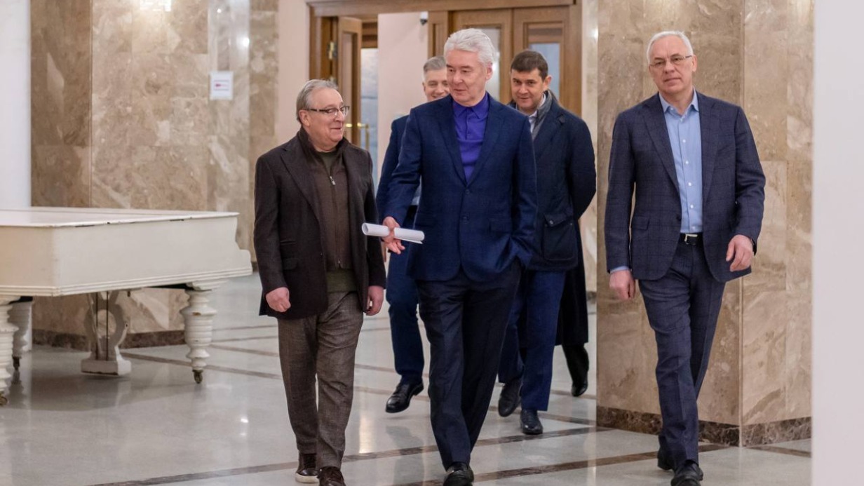 Сергей Собянин встретился с Геннадием Хазановым в стенах Театра эстрады