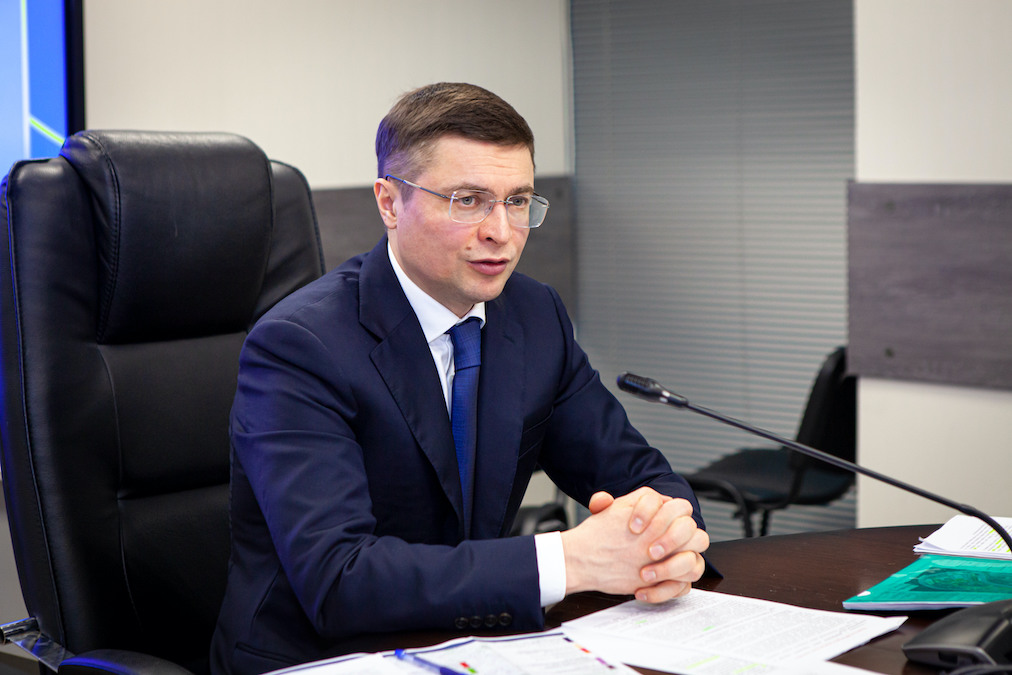 Молодой и динамичный