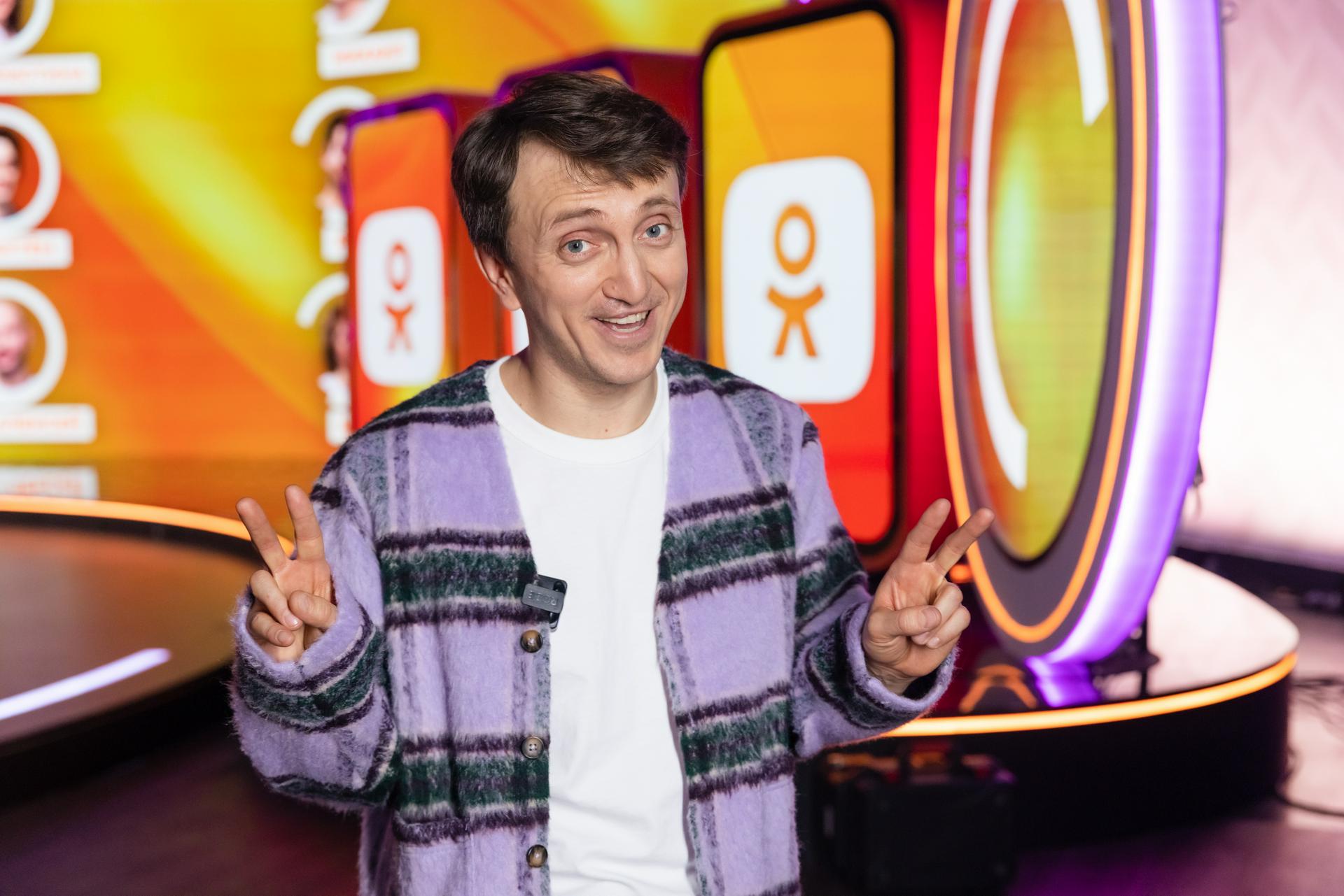 Актер Дорохов принял участие в выпуске шоу о хобби «ОКнутые люди»