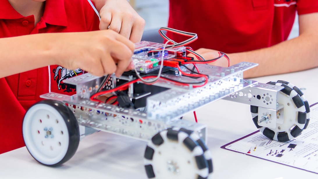 Москва выделила дополнительные помещения спортивно-досуговому центру в Лианозове