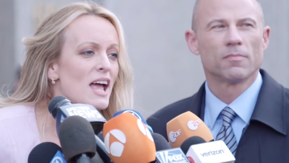 Актриса Дэниэлс заявила, что Трамп не заслуживает тюремного заключения 