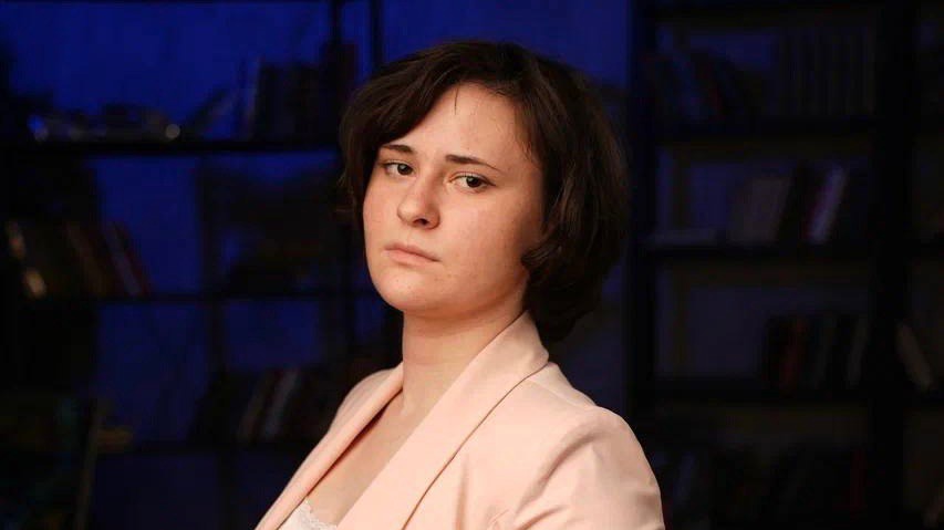 Яна Костикова