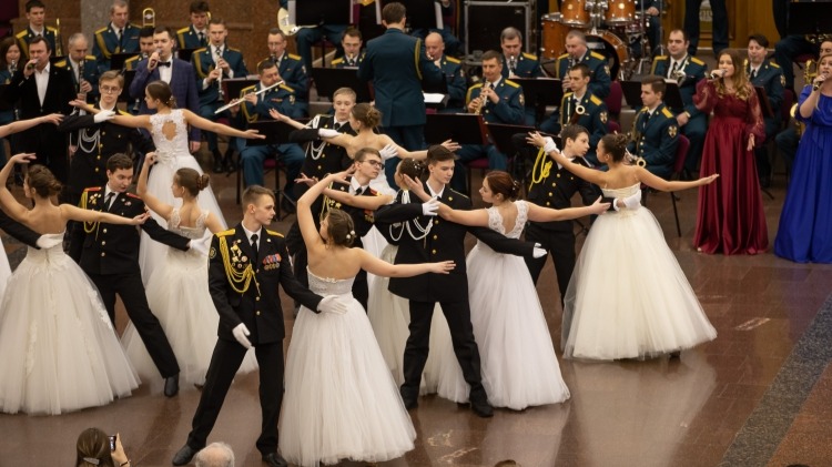 «Большой весенний кадетский бал» пройдет в Музее Победы
