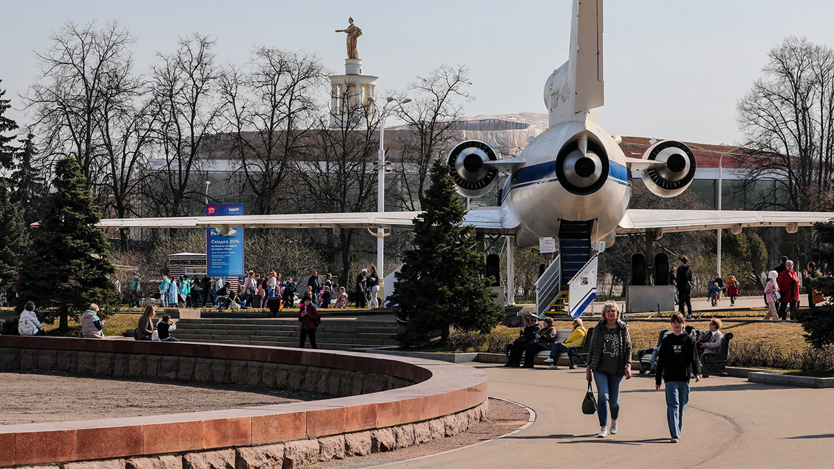 Выставка-косплей «В далекой-далекой галактике» открылась на ВДНХ