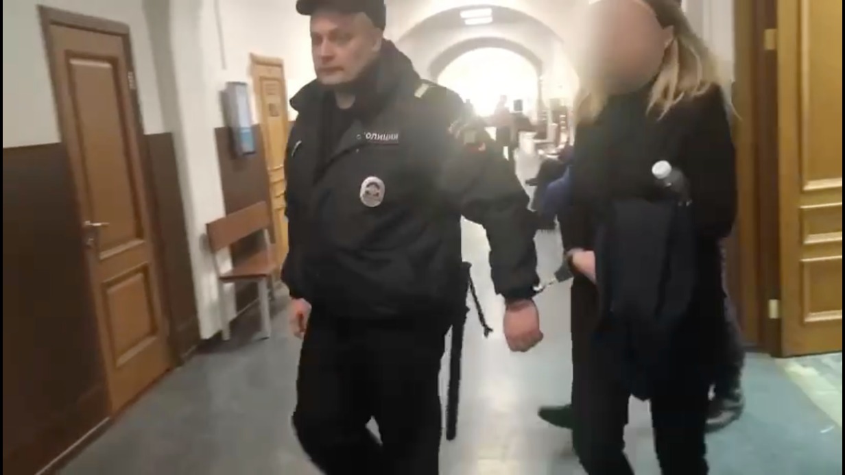 Суд арестовал заместителя начальника столичного ИФНС № 15 Ишханову на два месяца