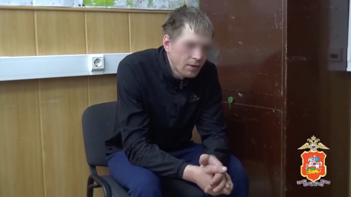 Мужчина хотел обокрасть храм в Дмитрове, но напился кагора и уснул у алтаря