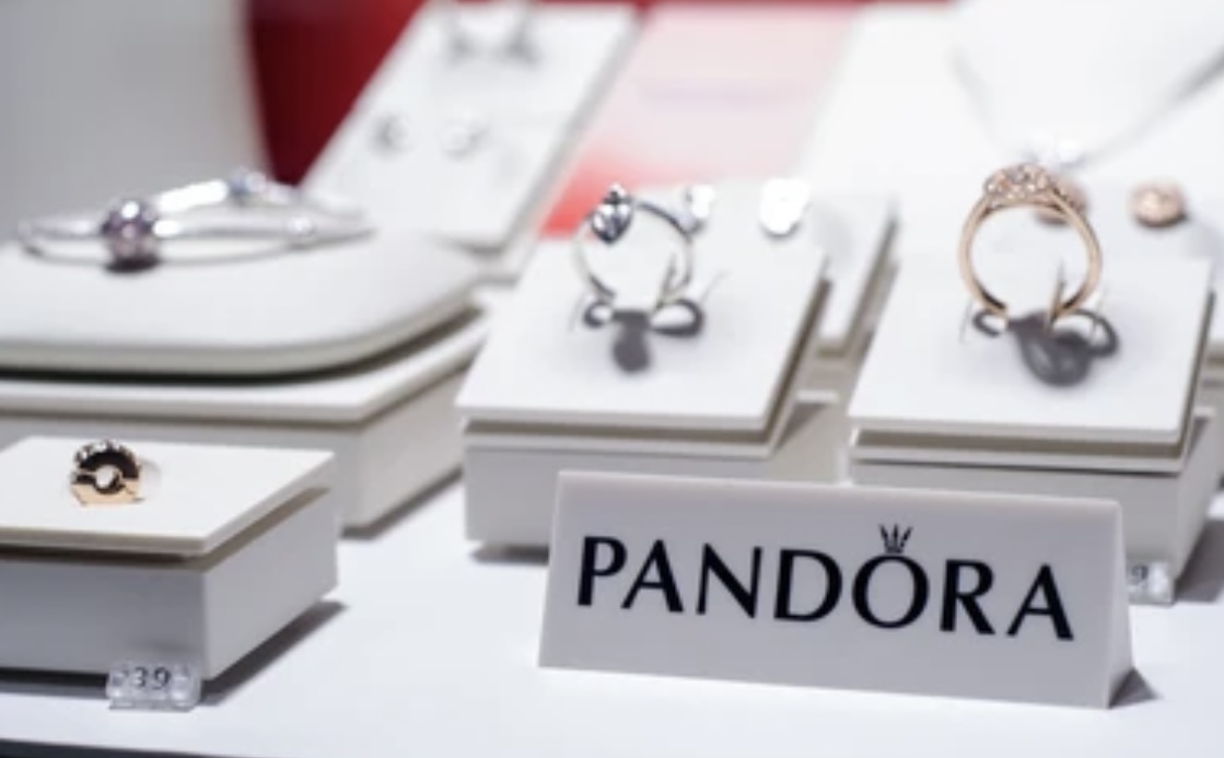 Ювелирная сеть Pandora в России может сменить название на Pan Club