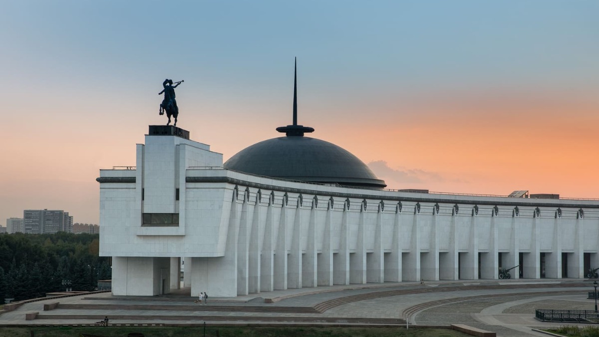 Онлайн-кинотеатр Музея Победы покажет фильм к юбилею авиаконструктора  Ильюшина