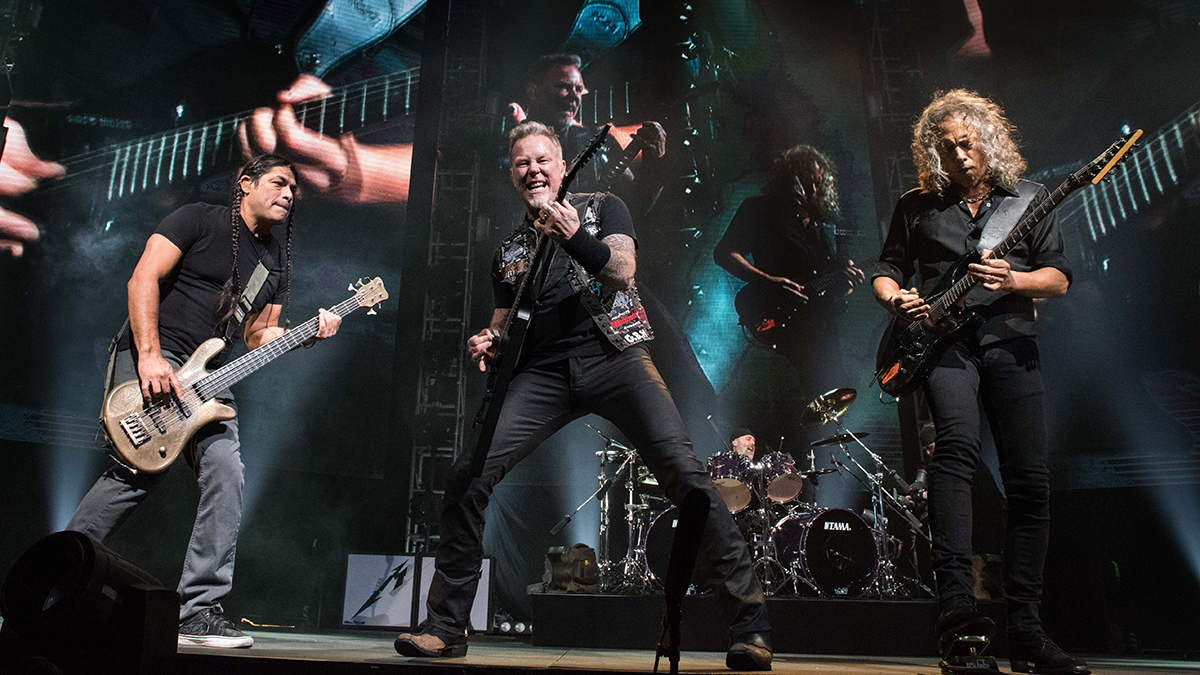 Концерт Metallica в Греции вызвал небольшое землетрясение