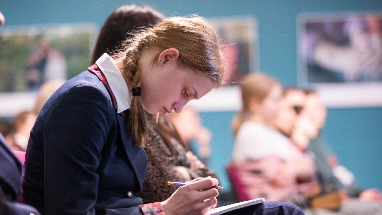 Открытие творческого конкурса «Заглянем в историю вместе» состоится 15 мая