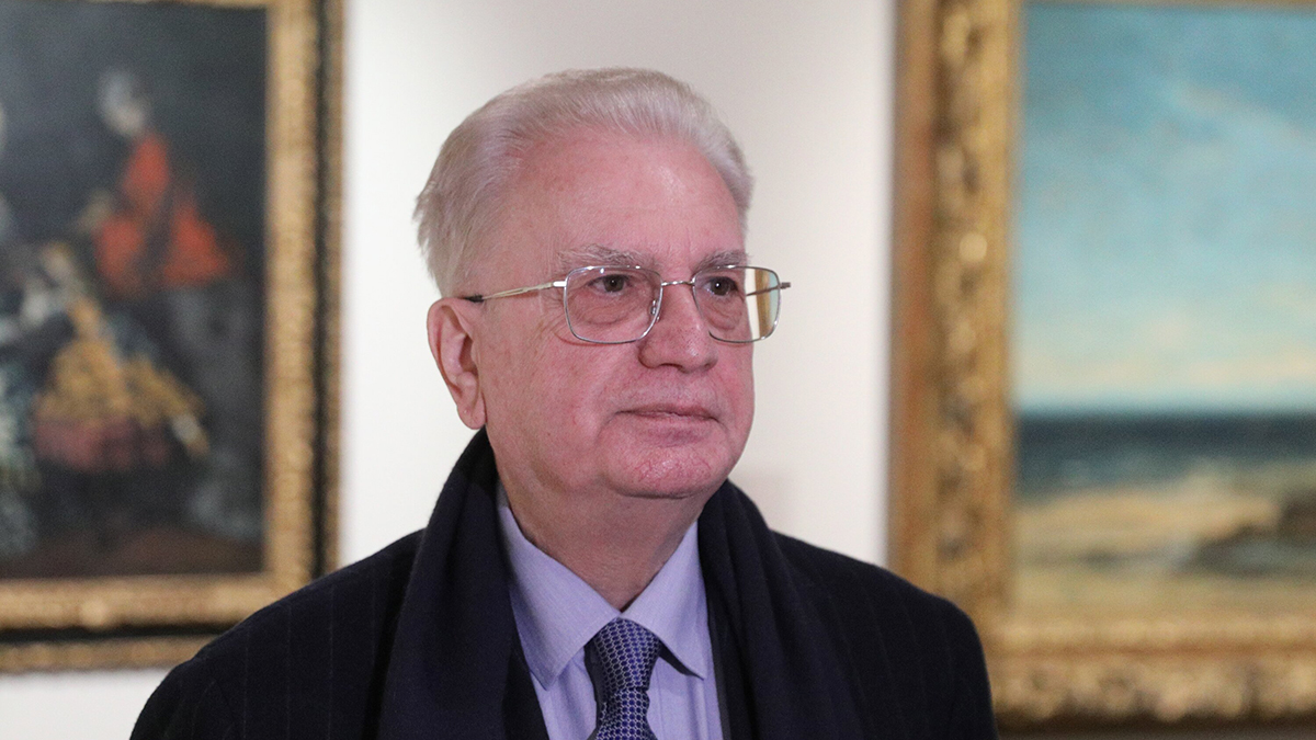 Пиотровский: В Эрмитаже ожидается «смена караула»