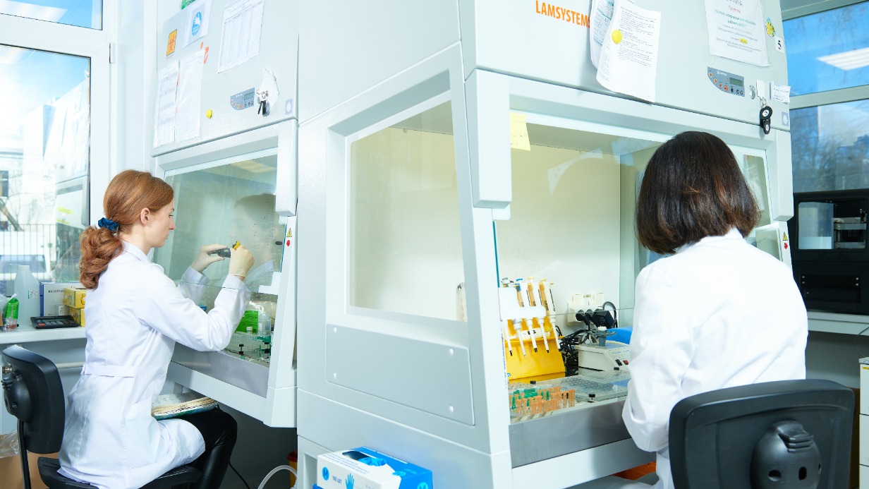 Овчинский: В Москве увеличат ассортимент реагентов для лабораторной диагностики 