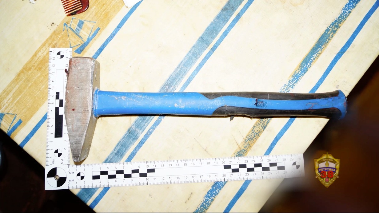 Мужчина избил отца молотком в квартире на юго-востоке Москвы