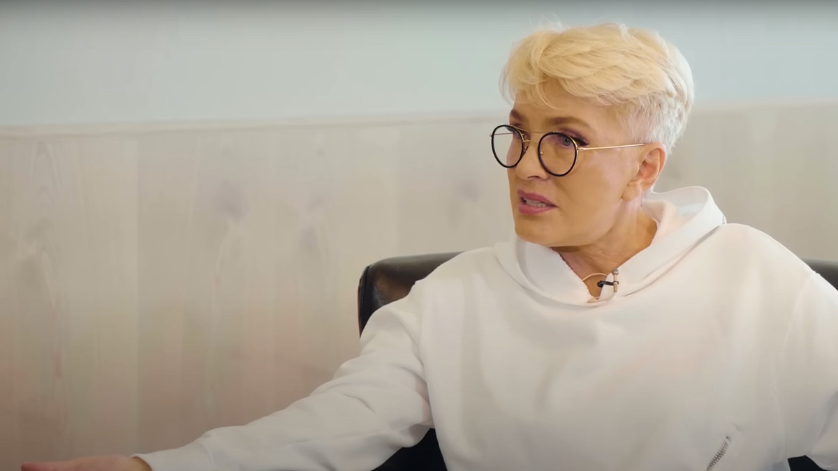 Лайма Вайкуле призвала дать Украине больше оружия вместо музыки