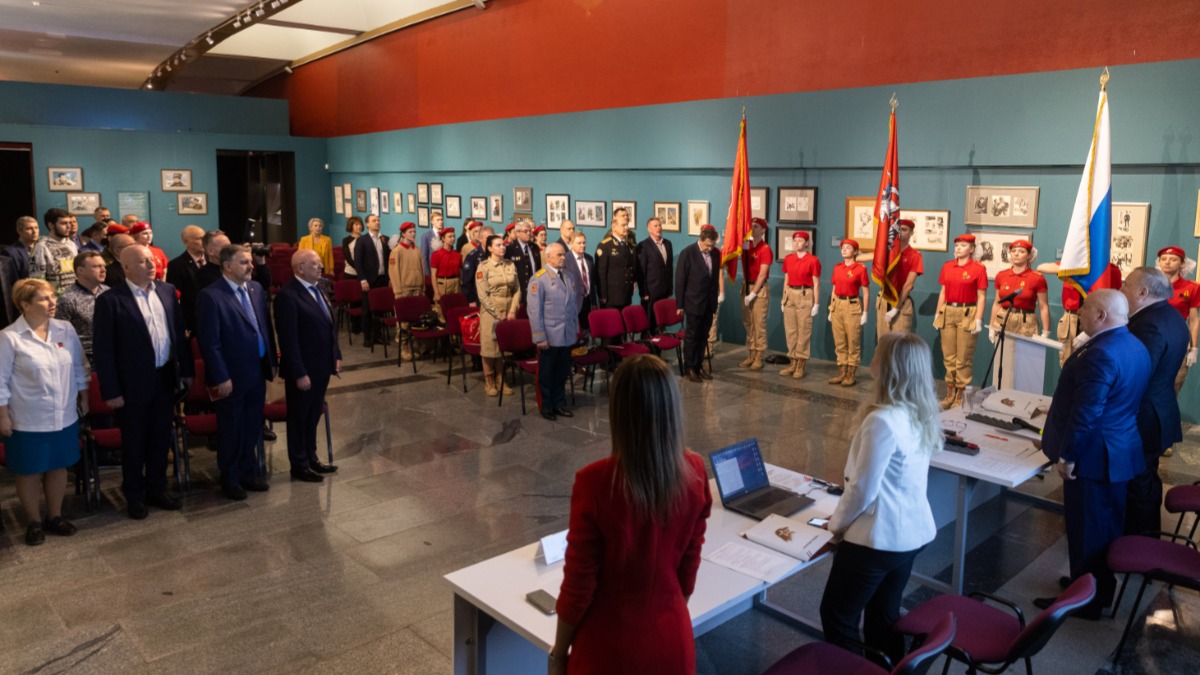 Около 100 юнармейцев стали участниками слета в Музее Победы