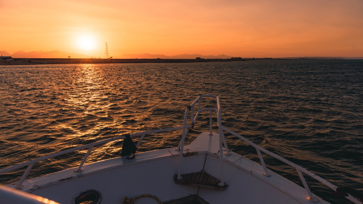 Жена капитана корабля 30 minutes сообщила о захвате судна пиратами