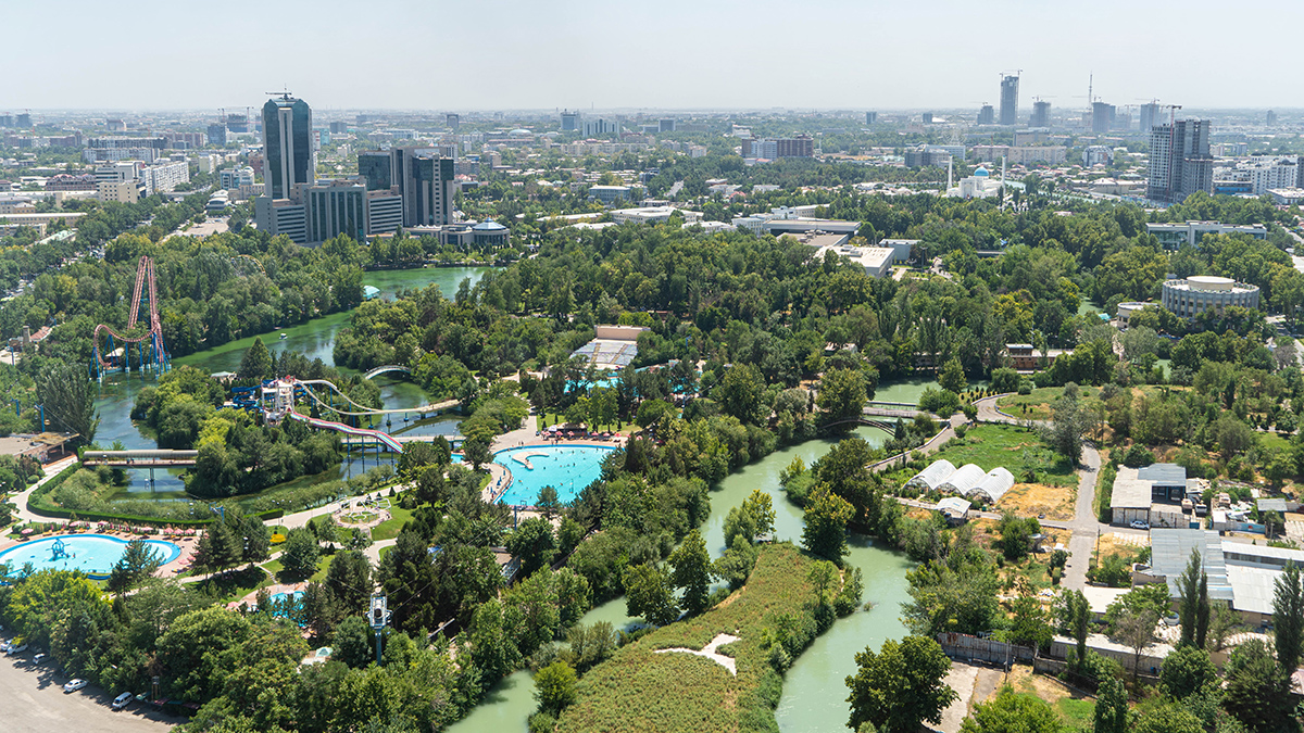 В Узбекистане завершили испытания установки для производства воды из воздуха