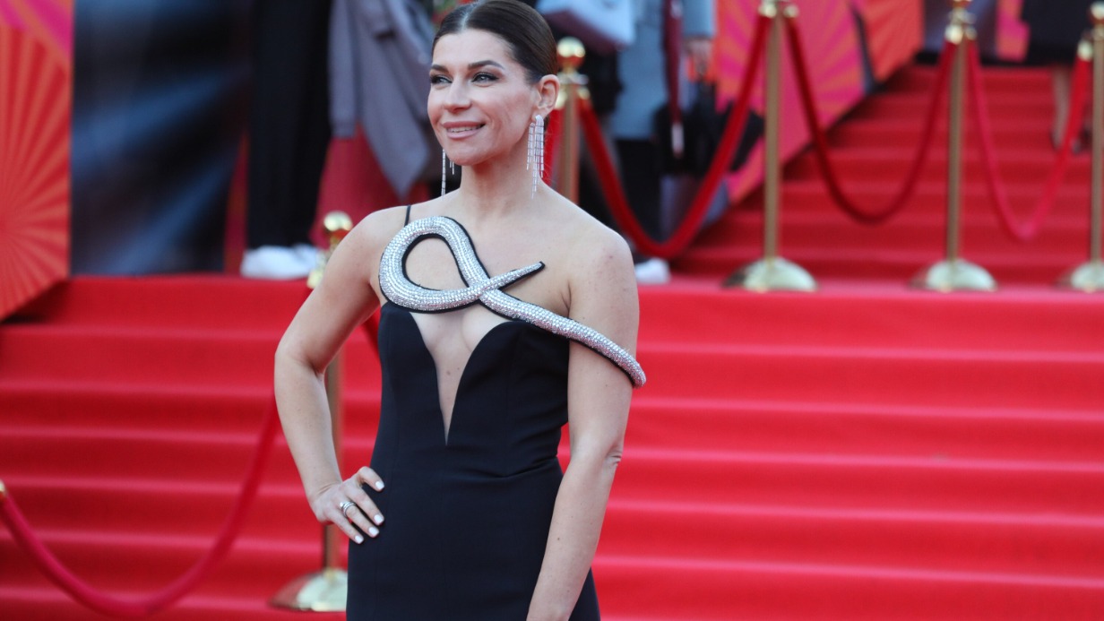 «Снова у меня капельница»: Волкова прокомментировала обвинения ее брата в убийстве