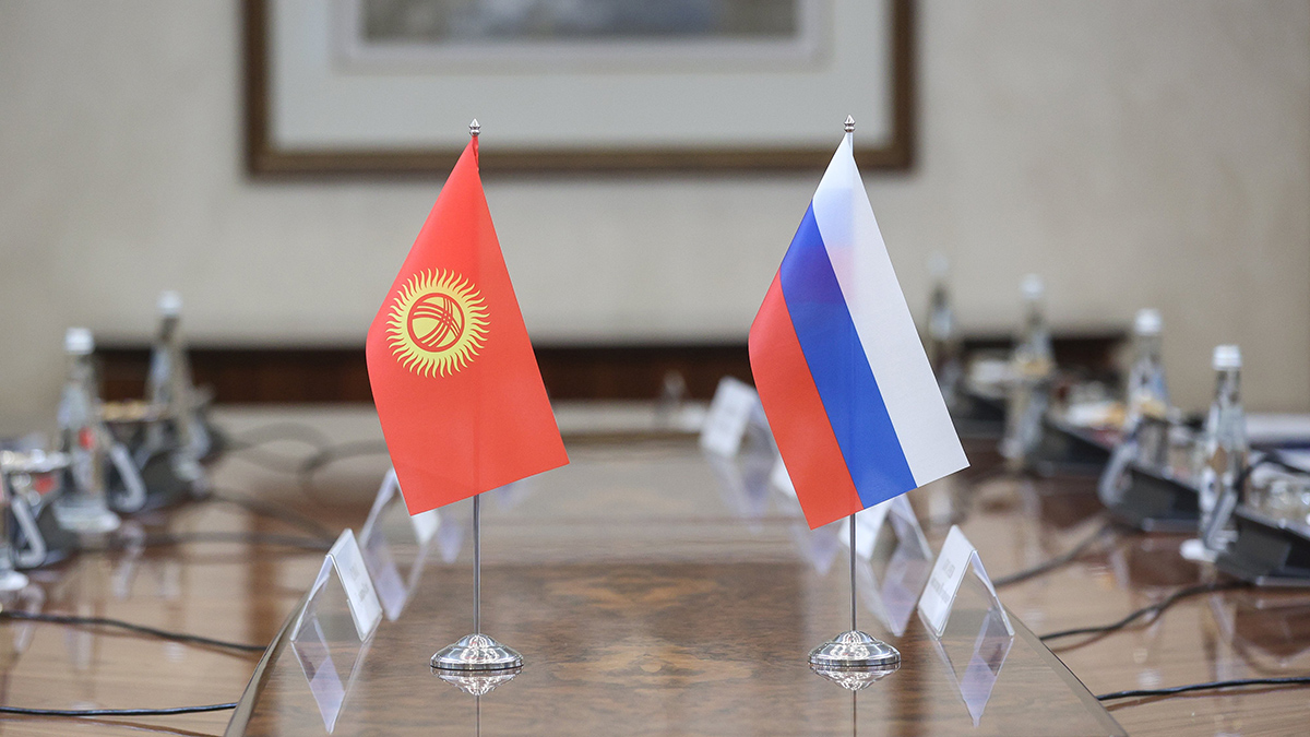 Президент Киргизии возмутился требованиями Запада прекратить сотрудничество с РФ