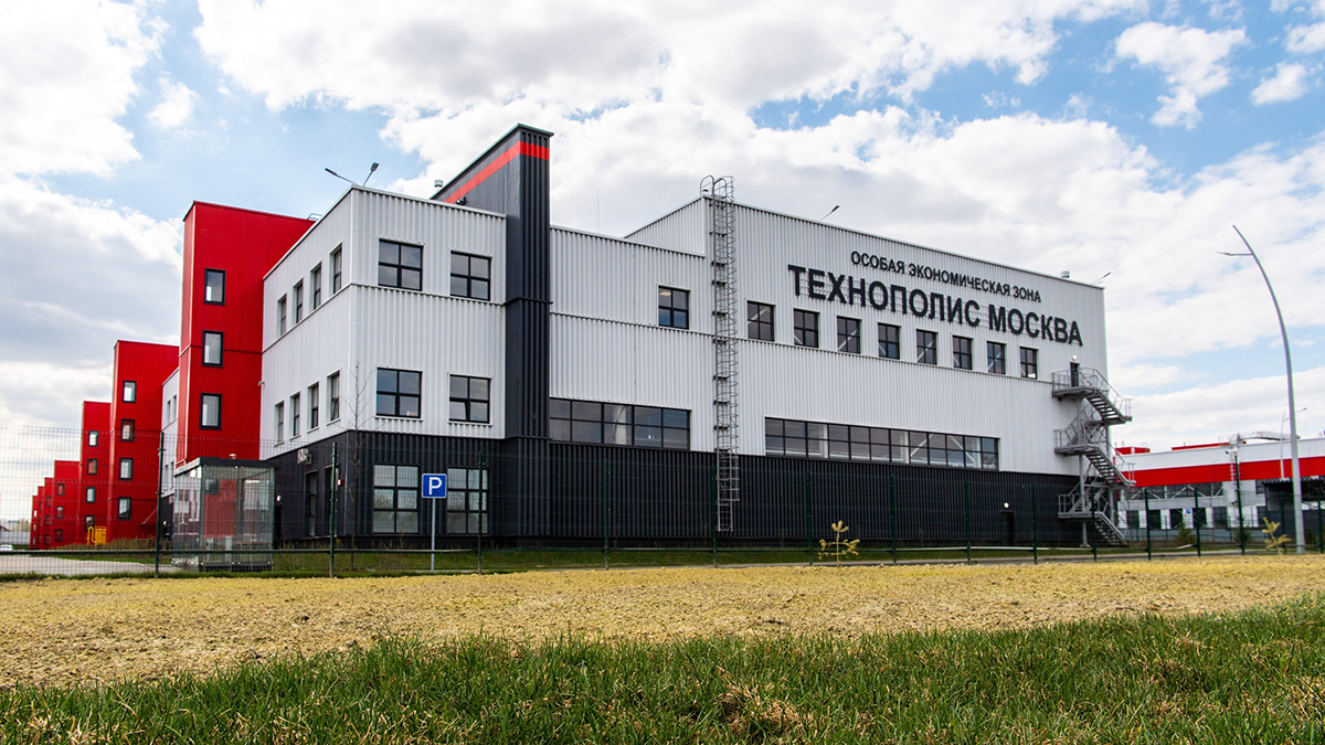 Путин и Собянин посетили индустриальный парк «Руднево»