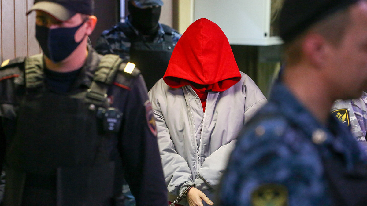 Суд арестовал у Блиновских 66 счетов и элитные автомобили