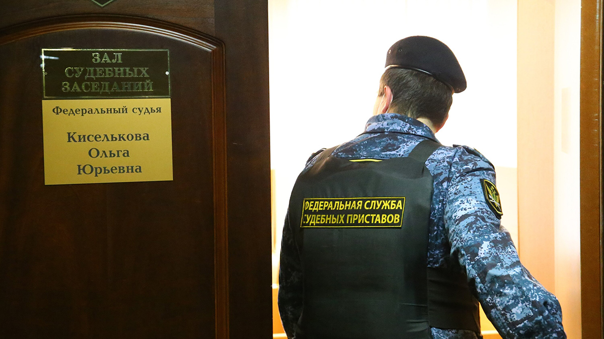 Появились подробности по делу экс-начальника вещевого управления МО РФ Демчика