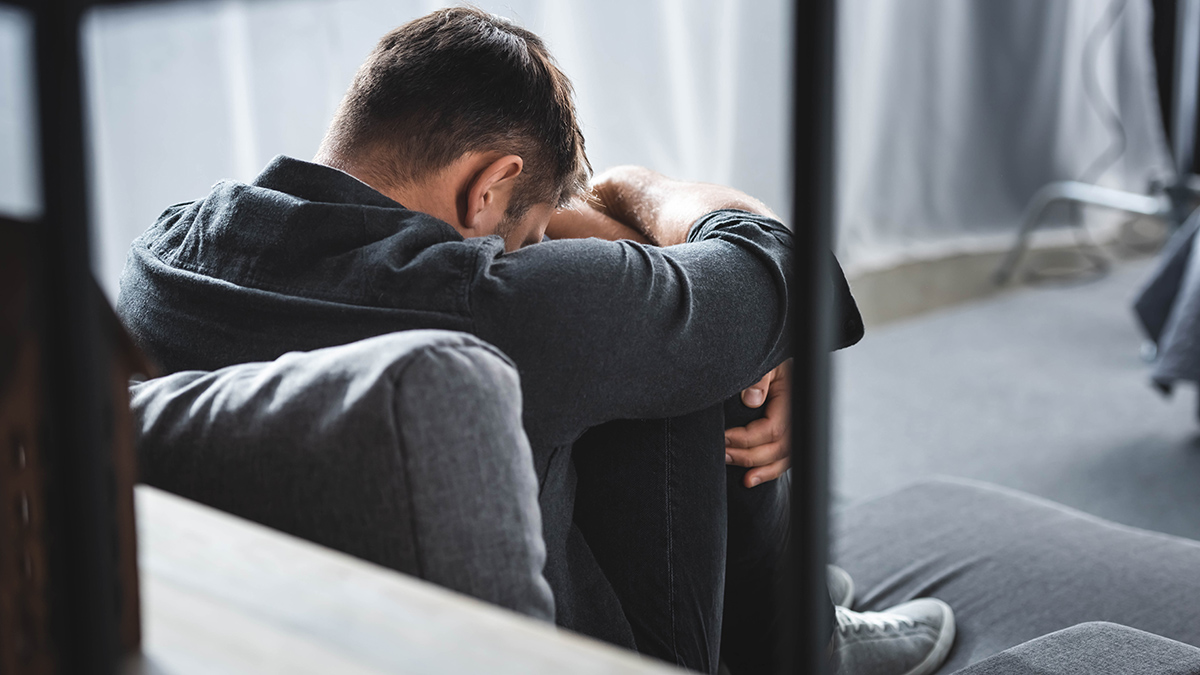 HR-эксперт Зеленкова: Зумеры все чаще не выходят на работу из-за панических атак