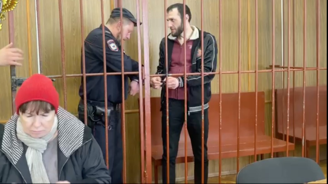 Мужчина ограбил знакомого в центре Москвы