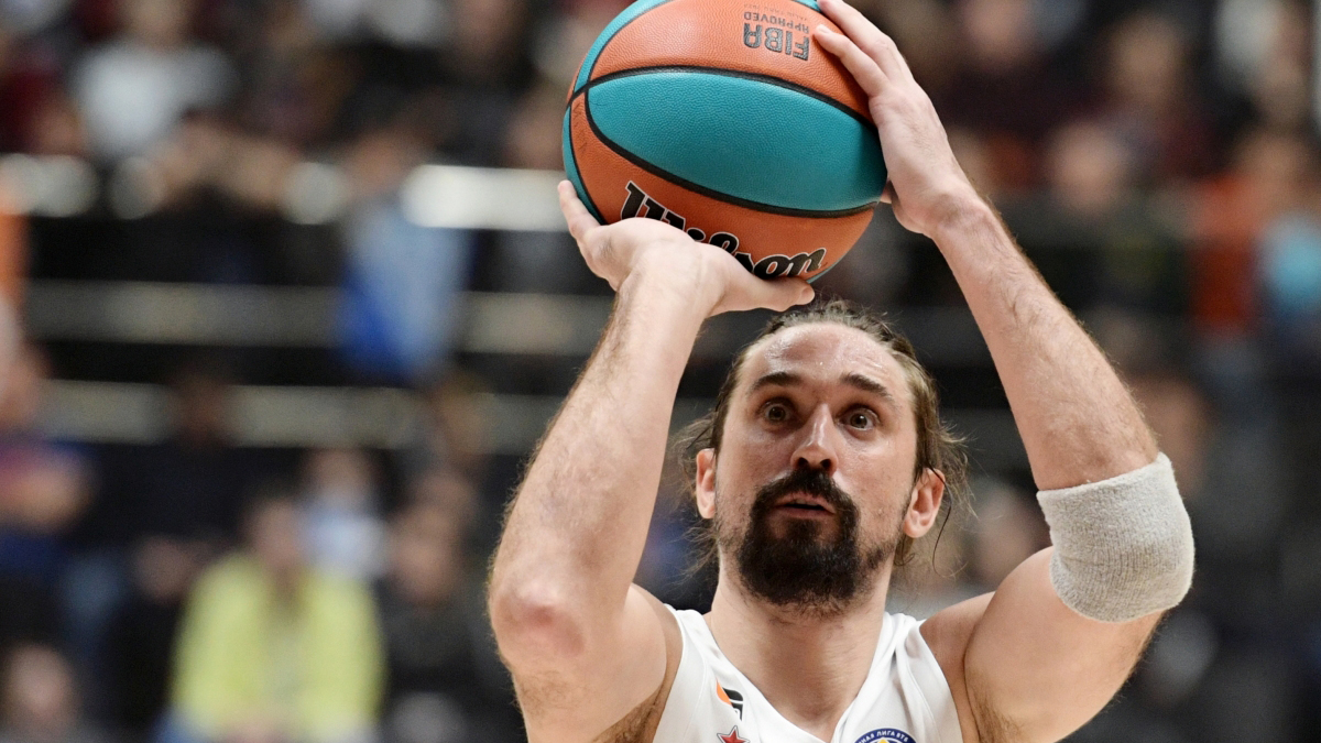 Уголовное дело возбуждено по факту нападения в центре Москвы на баскетболиста Алексея Шведа