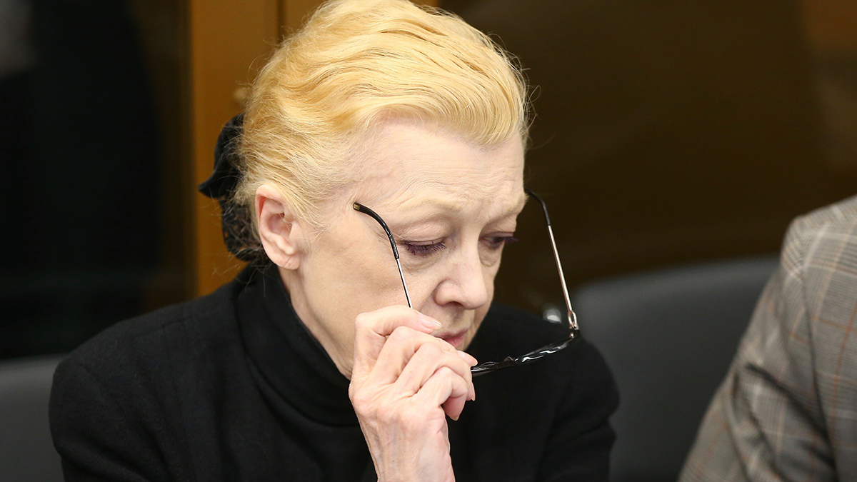 Семья Баталова заявила о недовольстве условным сроком Дрожжиной