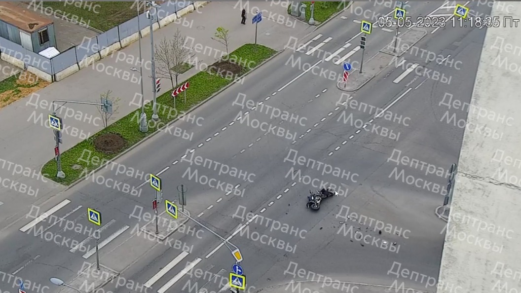 Мотоциклист госпитализирован после столкновения с Toyota на Святоозерской улице