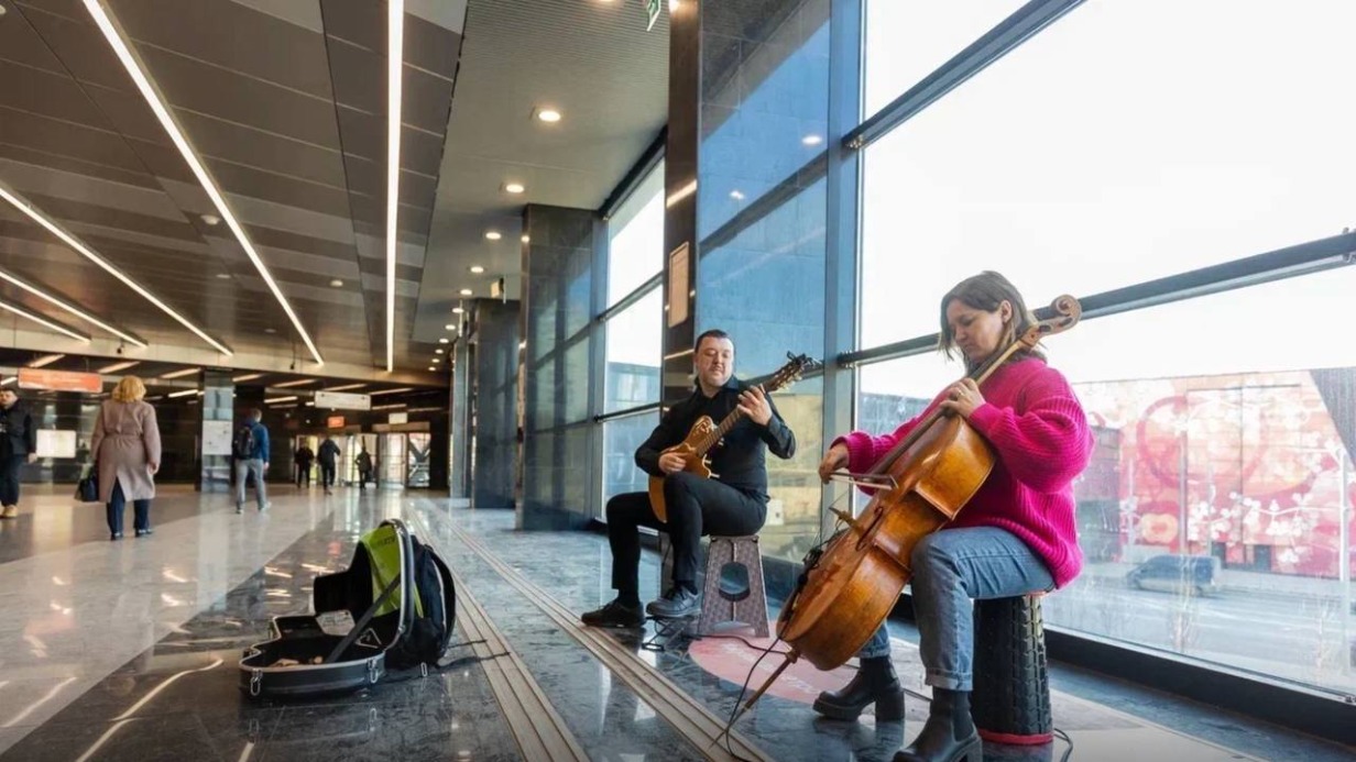 Сергей Собянин: Впервые трансляцию Парада Победы покажут на экранах в наземном транспорте