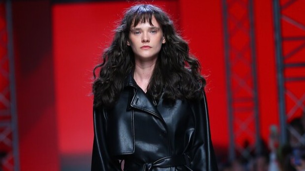 Какие бывают кожанки: топ-5 самых стильных и универсальных образов