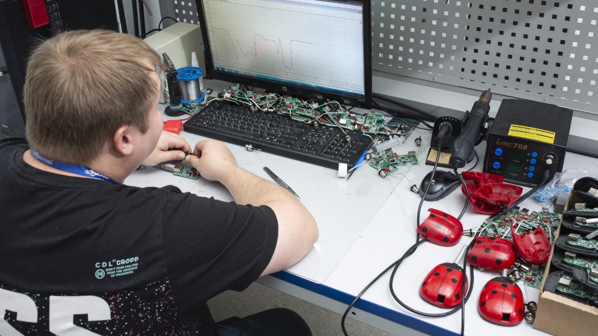 Овчинский: В детских садах Северного Кавказа появилось новое умное игровое оборудование от резидента ОЭЗ «Технополис «Москва»